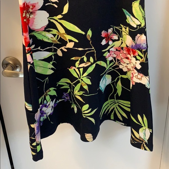 Floral dress - Picture 6 of 8